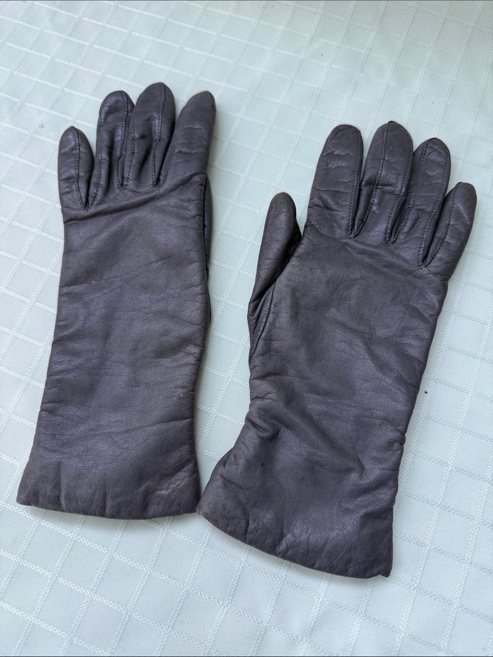 Classic Dark Gray Leather Gloves with Wool Lining